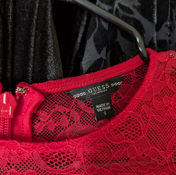 Guess Small Red Lace Dress - Picture 3 of 3